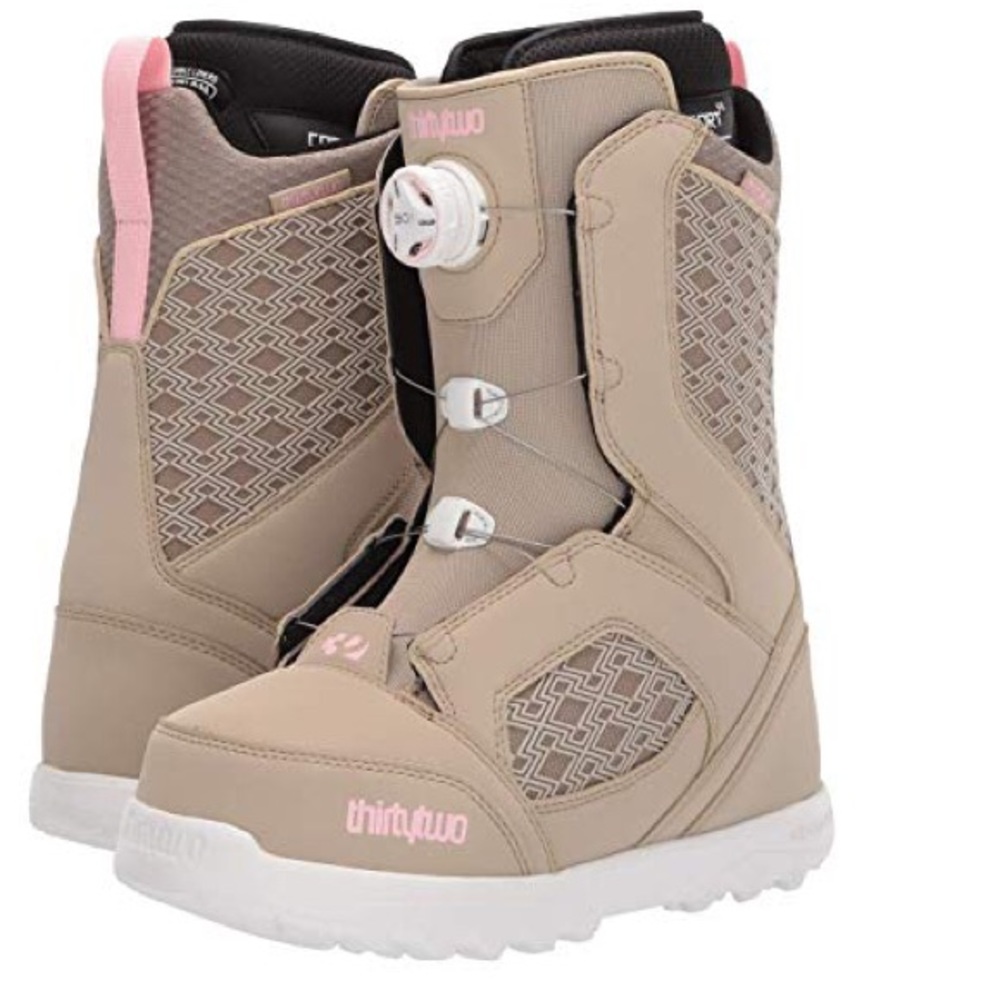 Woman’s Thirty-two Stw Women’s Tan Snowboard boots